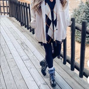 Black Faux Fur Hiking Boots 🖤